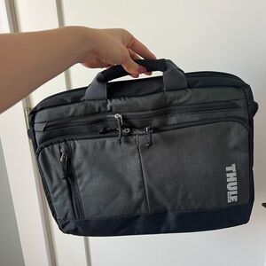 Thule Stravan Deluxe Attache 15” Laptop Bag